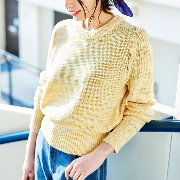 UNIQLO U Color Mixed Oversized Pullover Sweater in Cream Yellow - Picture 2 of 2